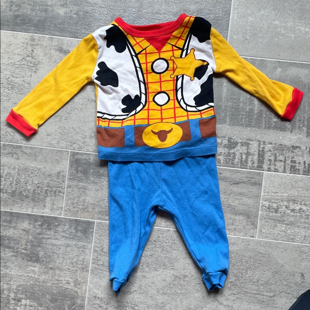 3/$20 Kids Pixar Toy Story Woody Pajamas Two Piece